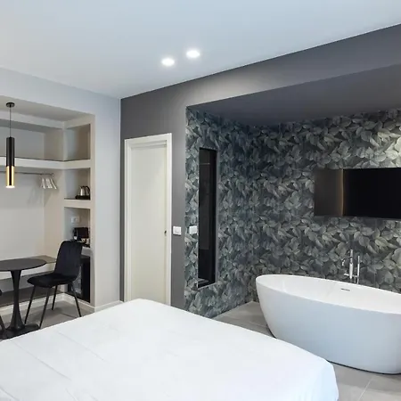 Il Pumo - Apulian Savoia 4*